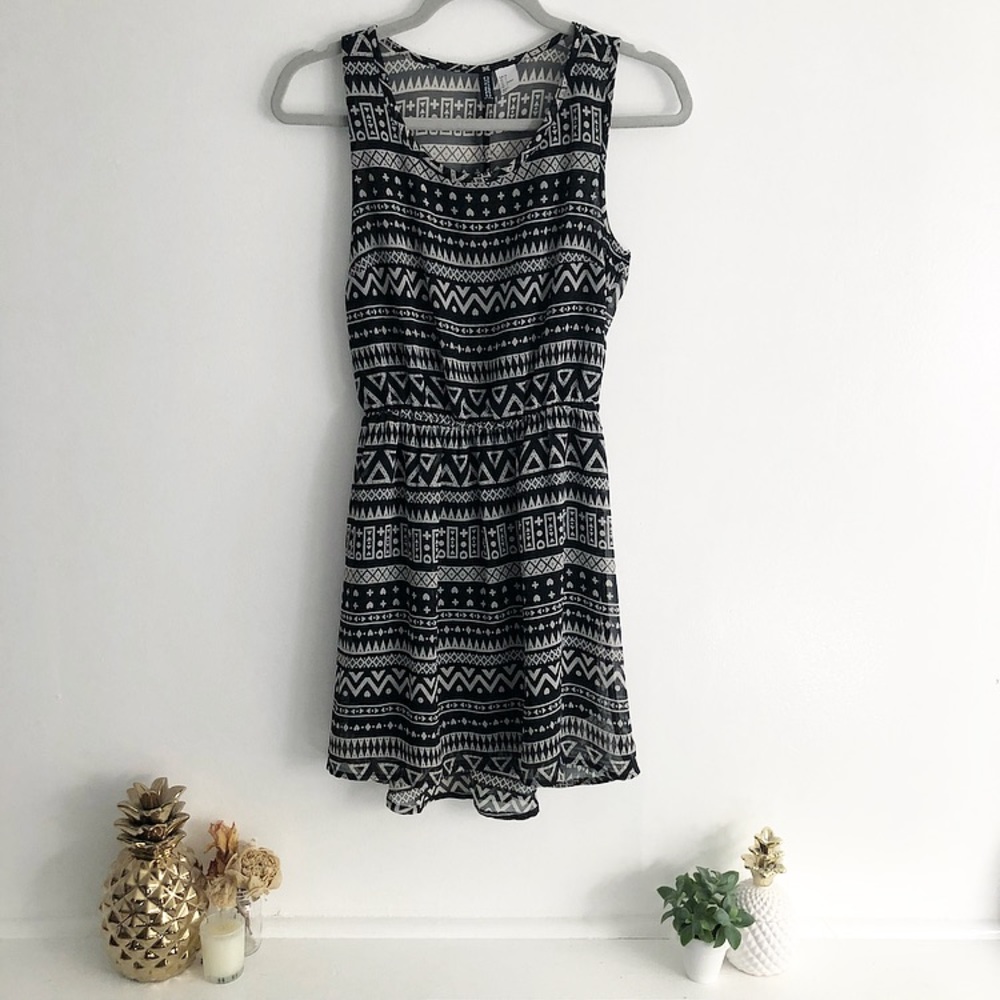Pattern Sleeveless Dress